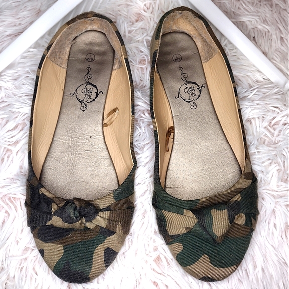 Shoes - SALE
